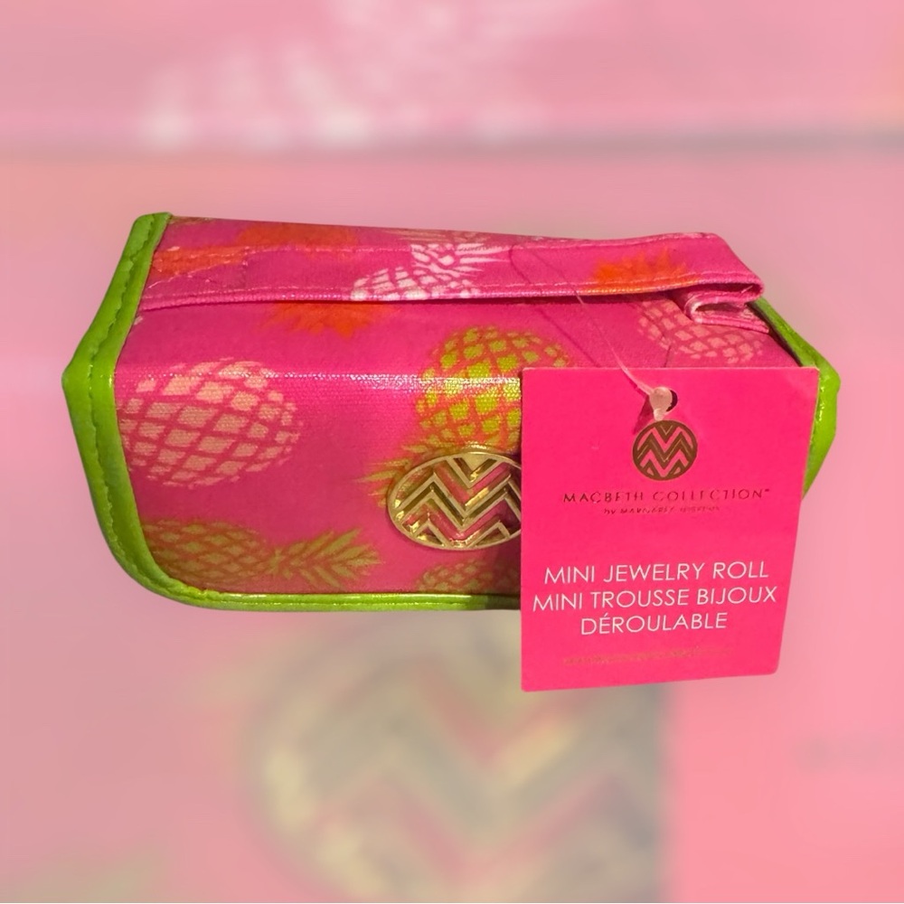 Macbeth Collection by Margaret Josephs Pink/Green Cosmetic/Jewelry Travel Set - Picture 3 of 13